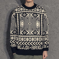 Yizai 2020 autumn and winter diamond-shaped color round neck sweater vintage trend winter warm thread jacket sweater men