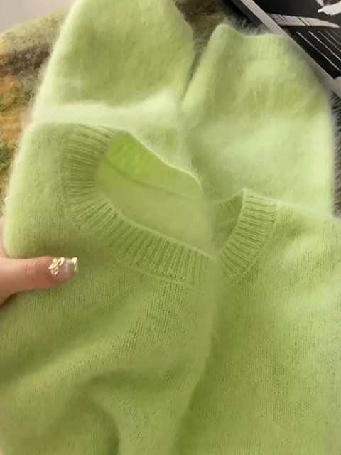 Lazy Style Green Mohair Round Neck Sweater for Women, Autumn and Winter Soft and Loose Knitwear with a High-End Feel, Outerwear Top