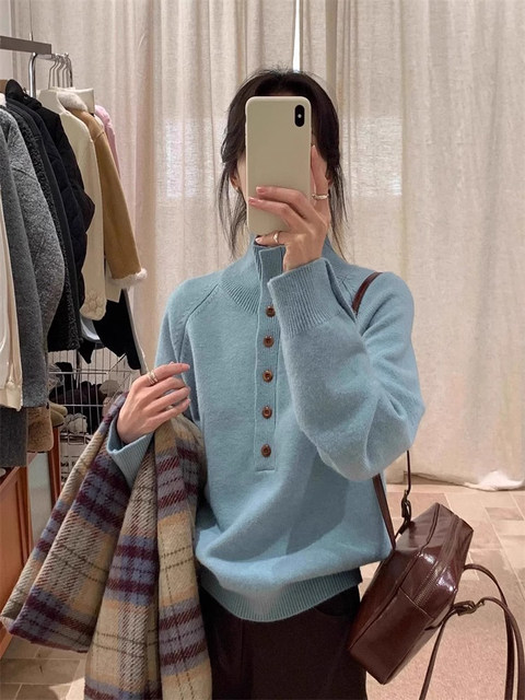 Autumn and Winter Korean Style High-Neck Blue Knit Sweater for Women with a Stylish Design, Lapel Collar, Outerwear Sweater with a High-End Feel, Casual Inner Layer Top