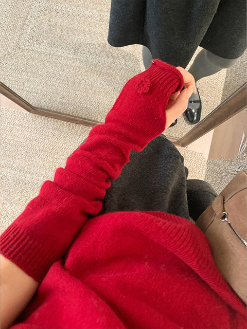 Beautiful Half-High Collar Crochet Knit Sweater for Women, Autumn and Winter Base Layer Sweater with Sleeve Cuffs, Festive Red Top for the New Year