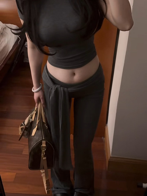 Summer Gray Round Neck Tight-Fitting Short-Sleeved T-Shirt for Women 2025 New Style Hot Girl Shoulder-Length Bottoming Shirt Waist-Cinching Short Top