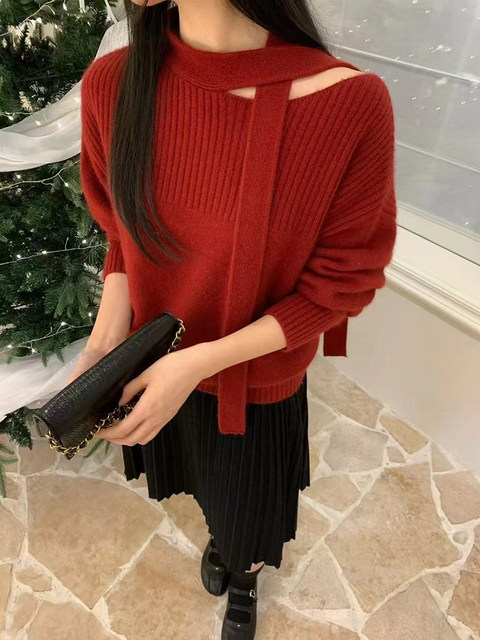 Korean-Style Off-Shoulder Halter Red Sweater for Women, Autumn and Winter, High-End, Atmospheric, Loose, Lazy Knitwear, New Year Top