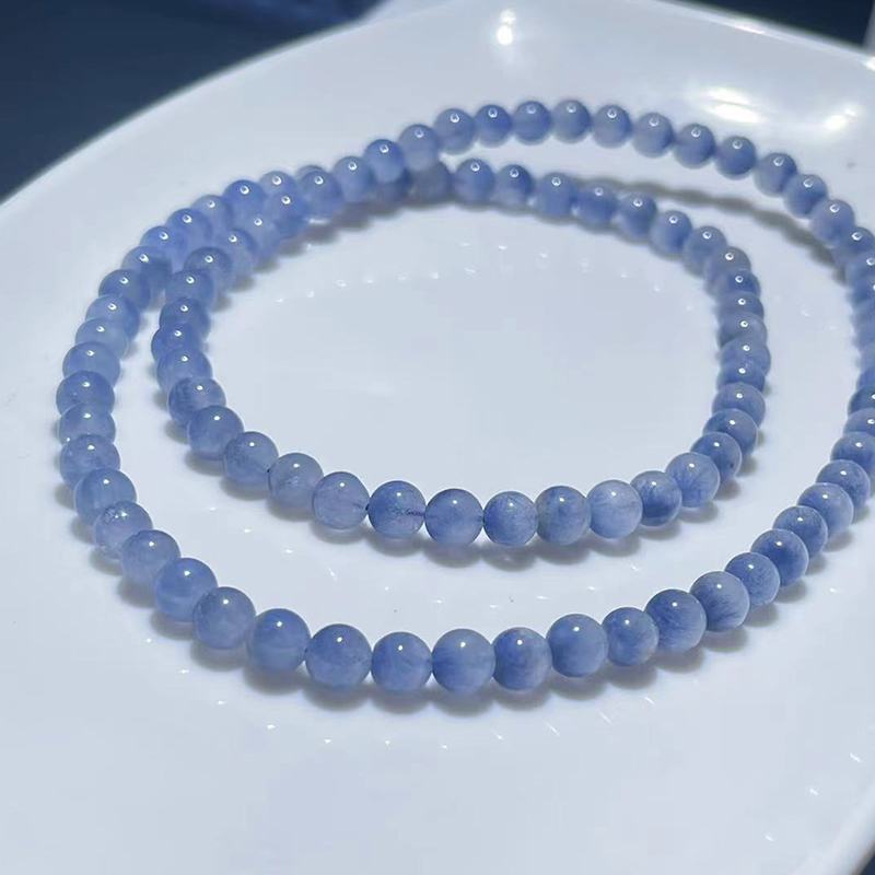 鳳凰松、青銅鉱、緑鬼燐灰、戦国紅ガーネット、青翡翠、黄水晶、スーパーセブン、アルーシャブレスレット