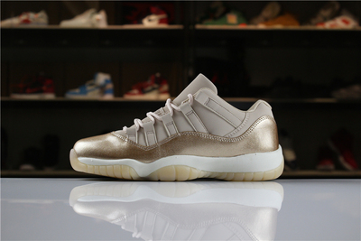 16AJ11 black and white Kang Kou Bugs Bunny Black red North Carolina blue Slam dunk White Snake Joe 11 Black Silver babysbreath The great devil