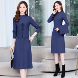 Трикотажное осеннее осеннее платье