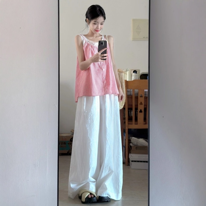 Korean Style Relaxed Casual Sports Suit for Women, Summer Plaid Sleeveless Camisole Top and White Wide-Leg Pants Two-Piece Set Korean Style Relaxed Casual Sports Suit for Women, Summer Plaid Sleeveless Camisole Top and White Wide-Leg Pants Two-Piece Set