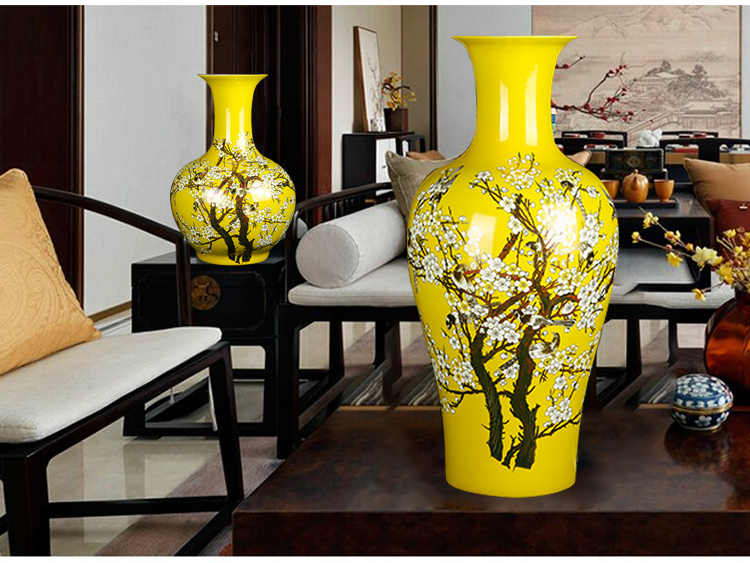 Jingdezhen ceramics vase beaming the design of new Chinese style household yellow flower arrangement sitting room adornment is placed