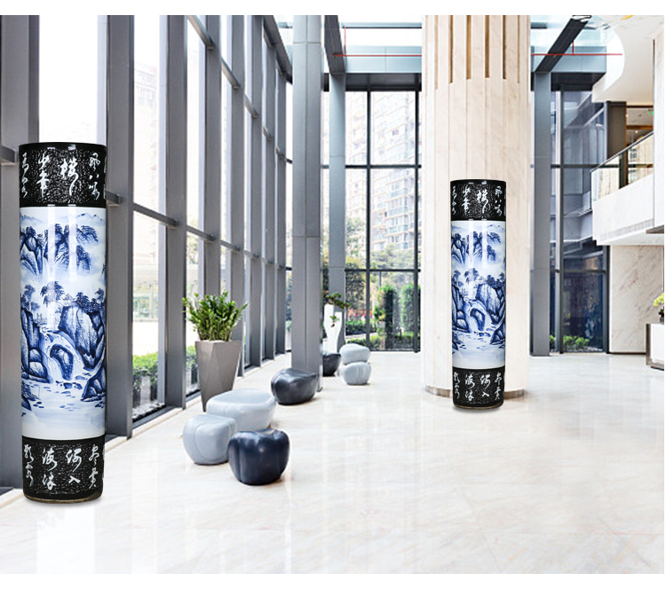 Blue and white porcelain of jingdezhen ceramics and hand - made enjoy a long history of the French quiver hotel big vase furnishing articles