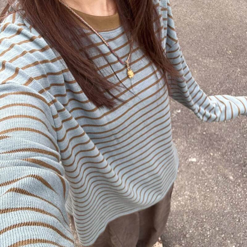 Casual Style Knitted Sweater for Women, New Autumn Loose-Fitting Korean Style Long-Sleeve Striped T-Shirt with Contrasting Colors, Flattering Base Layer Top