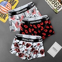 Белый дно цветок+черные нижние красные губы+звездный флаг