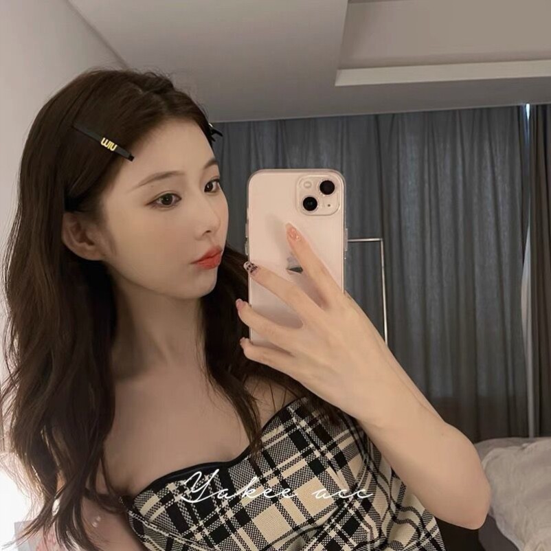 miu发夹为什么受欢迎？高级感植绒发卡怎么选？-好物推荐-淘宝好物网