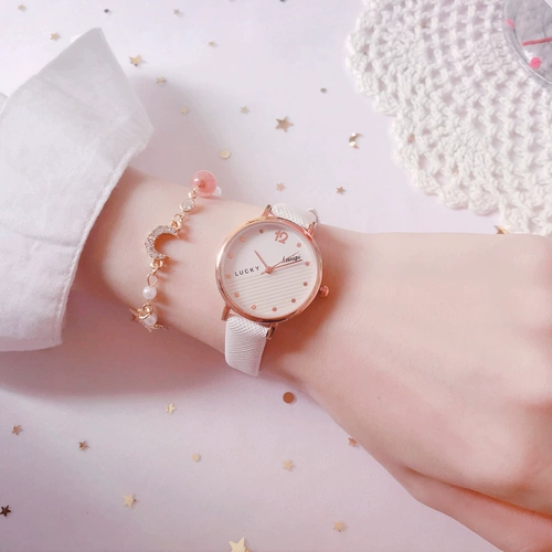 Свежие часы, милый детский брендовый электронный циферблат, маленький циферблат, в корейском стиле, простой и элегантный дизайн