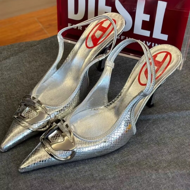 2026 New Retro Snake-Patterned Silver High-Heeled Shoes for Women, Stiletto Heels with Metal Buckle, Socialite Pointed-Toe Back Strap Closed-Toe Sandals