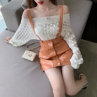 Белый свитер