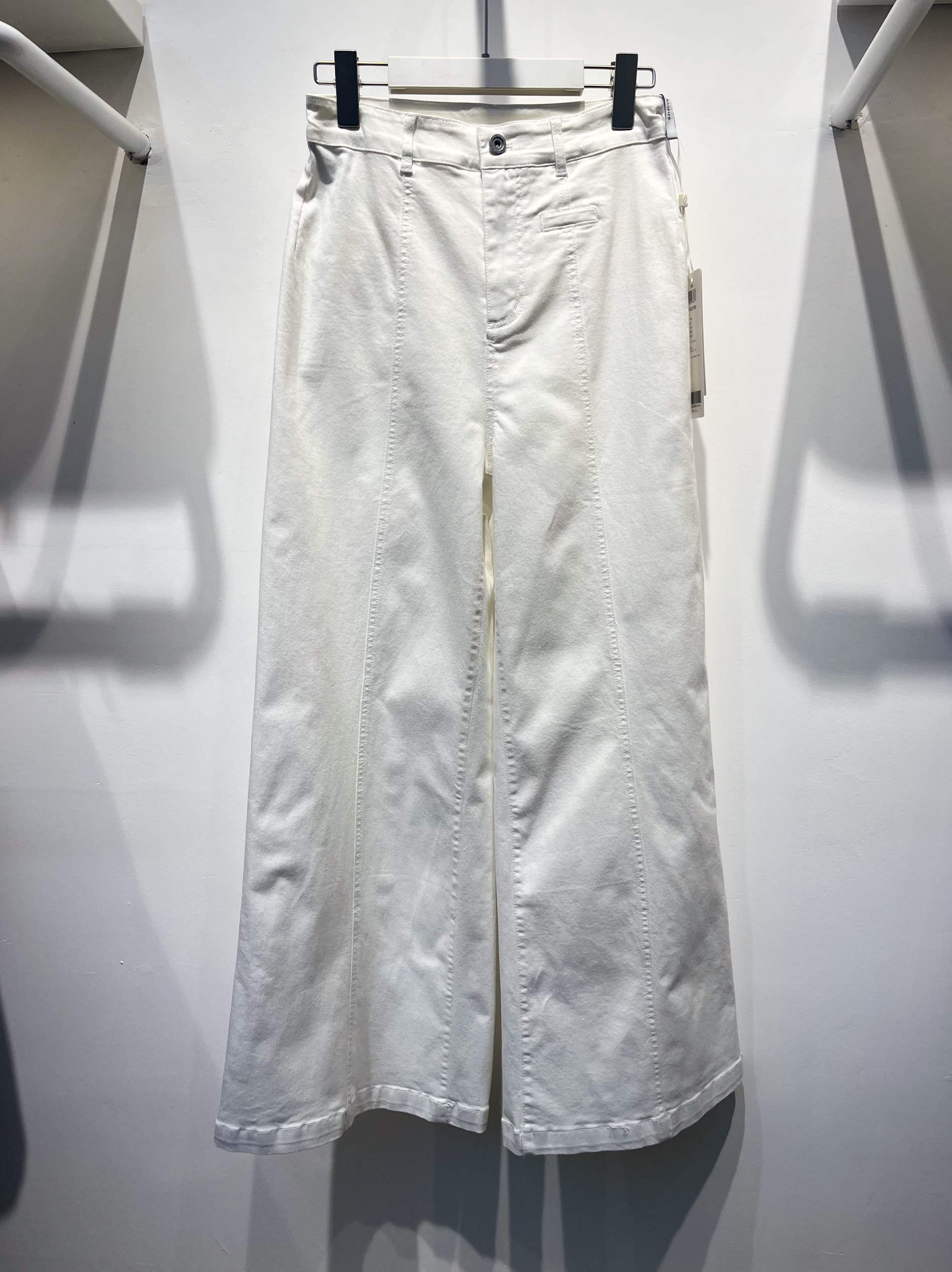 本物のバグパイプジーンズ、2025年新スタイル、1F15527081、ハイウエスト、正規品、タグ699。