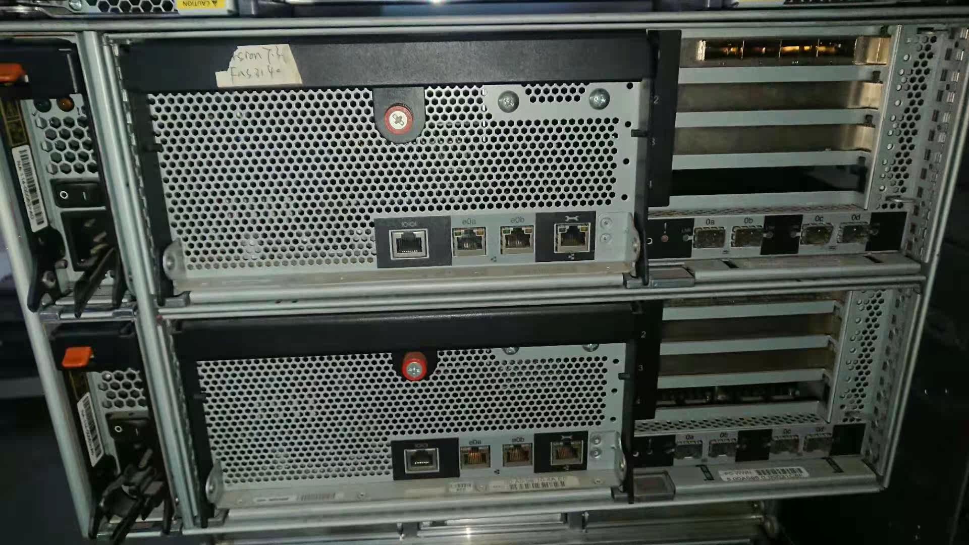 NETAPP FAS3140 111-00401 111-00422 114-00063 114-00063 Array