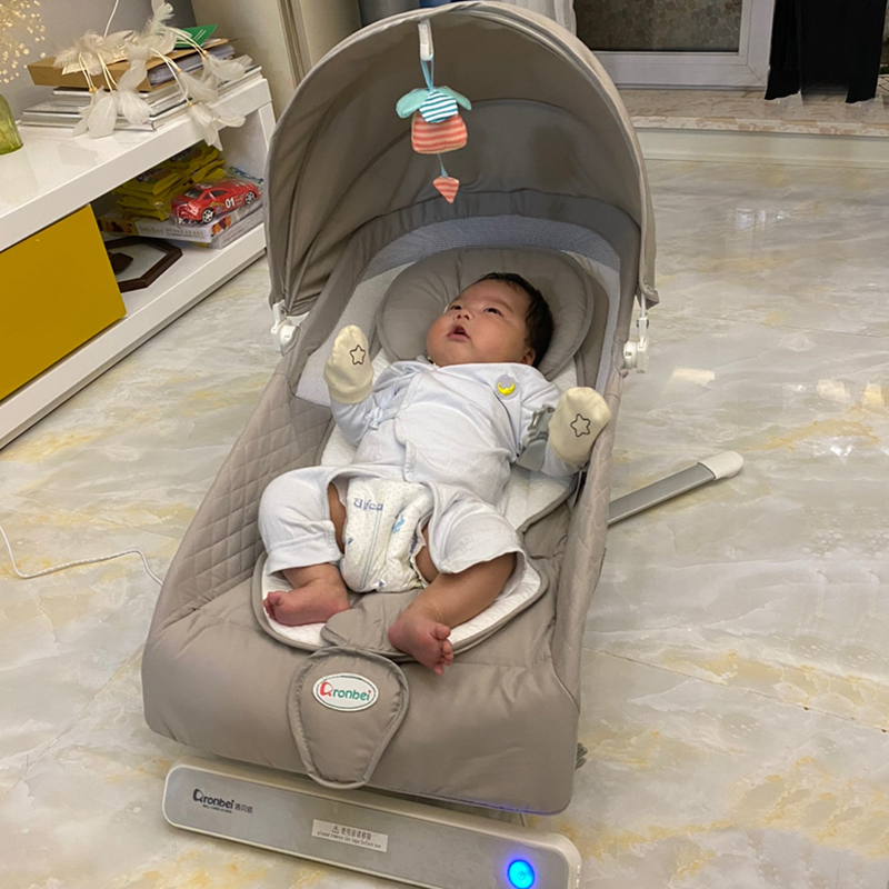 Electric baby shake device free hands baby rocking chair coaxing rocking rocking chair baby rocking bed children comfort chair