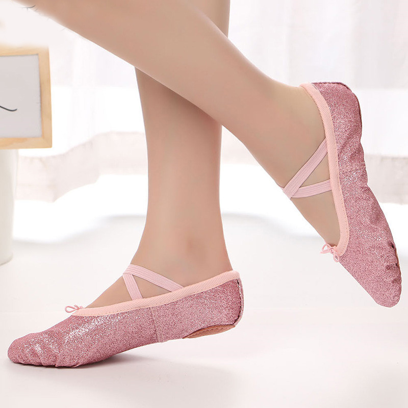 Stage Performance Dance Shoes Soft Bottom Belly Leather Dance Shoes Golden National Dance Cat Paw Shoes Performance Ballet Shoes Dance Shoes