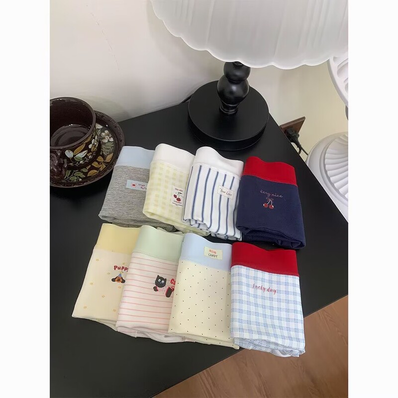Sweet Four-Corner Boxer Briefs for Women, Pure Cotton, 2026 New Style, Girls' 10A Grade Antibacterial Crotch, Non-Pinching Shorts Sweet Four-Corner Boxer Briefs for Women, Pure Cotton, 2026 New Style, Girls' 10A Grade Antibacterial Crotch, Non-Pinching Shorts