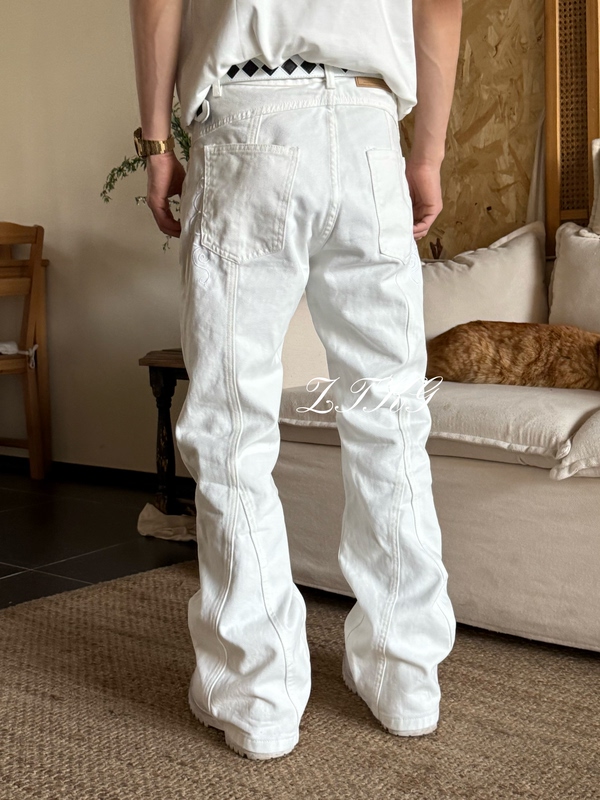 Ztkg American-Style Deconstructed Embroidered White Denim Flared Straight-Leg Jeans for Men with a High-End Feel, Suitable for All Seasons and Casual Wear