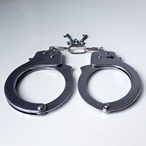 Spice Handcuffs Foot Chain Handcuff Simulation Men And Women Toys S Lovers M Prop Alloy Thickening Table Toy Secret Room Escape