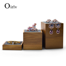 Dobaoni solid wood square column three-piece set window display ring pendant bracelet jewelry display props set