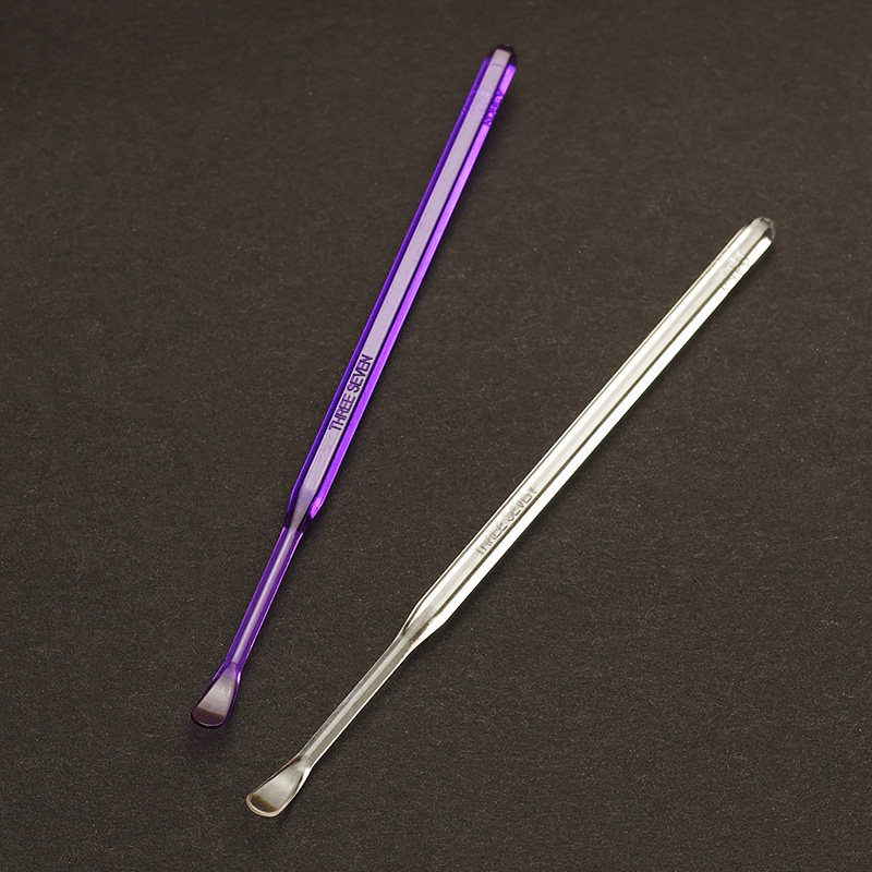 South Korea imports 777 plastic ear ear ear tools children do not glow to dig ear ear ear