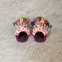 Розовый кремовый тональный крем, объектив