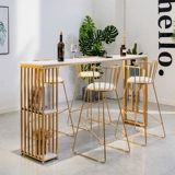 Светлый роскошный бар и стул Комбинированные домохозяйственные мраморные перегородки от салона красоты.