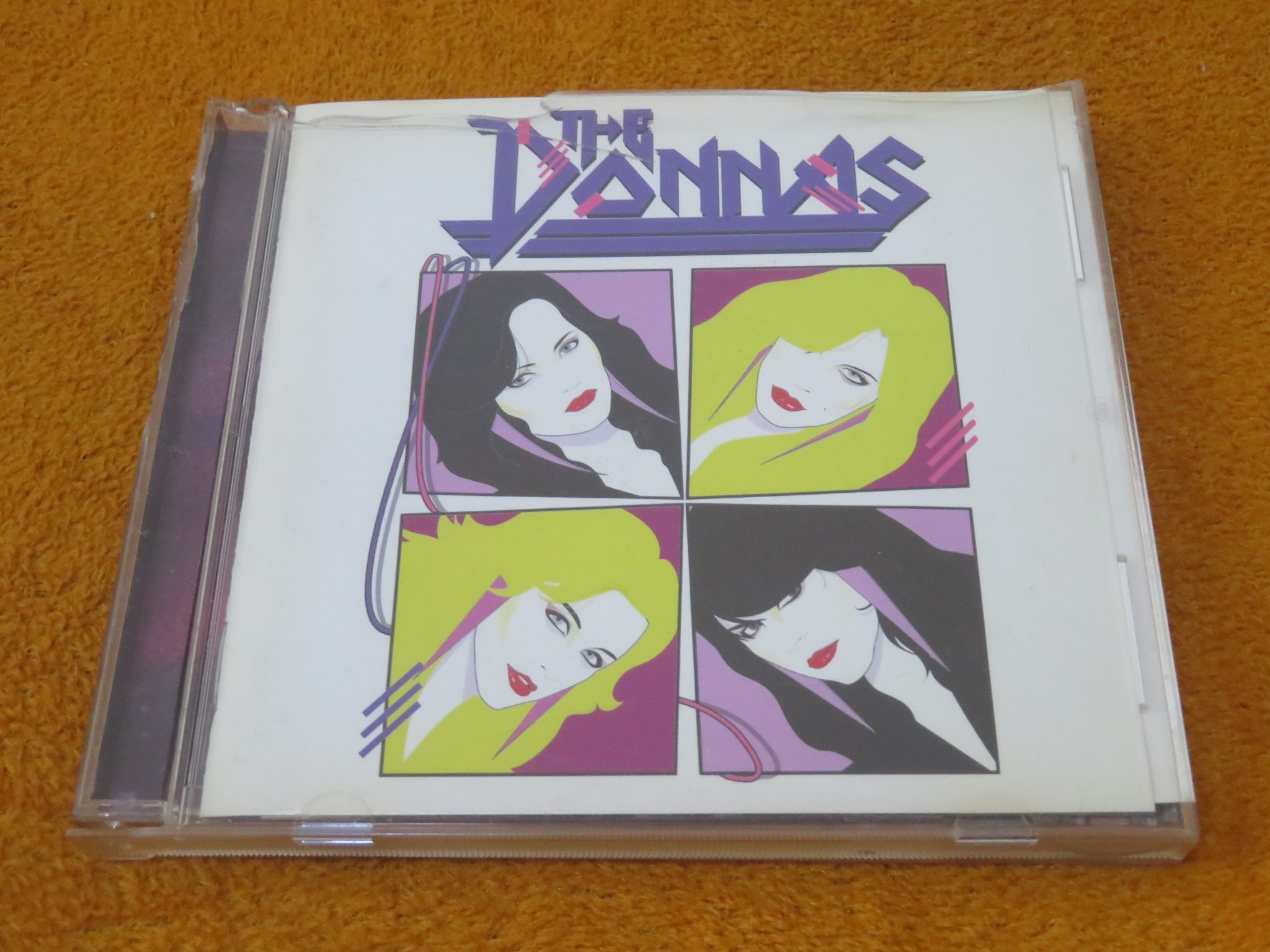 The Donnas Bitchin R version is unsealed for 8B58