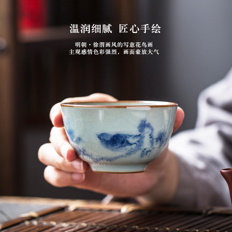Your up single blue and white porcelain cups pure manual open hand draw freehand brushwork in traditional Chinese painting of flowers and birds can raise ceramic master cup single CPU