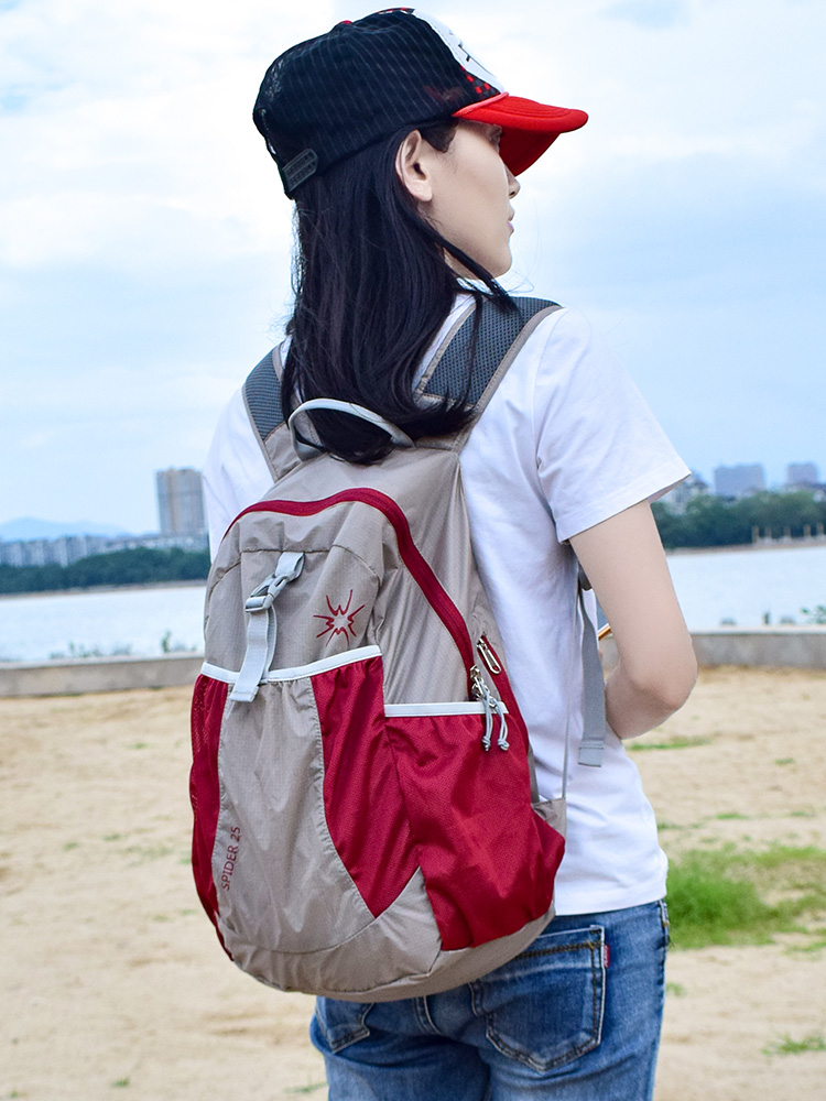 <!--超轻薄双肩包女夏户外旅行背包轻便折叠皮肤包出行便携登山旅游包-->