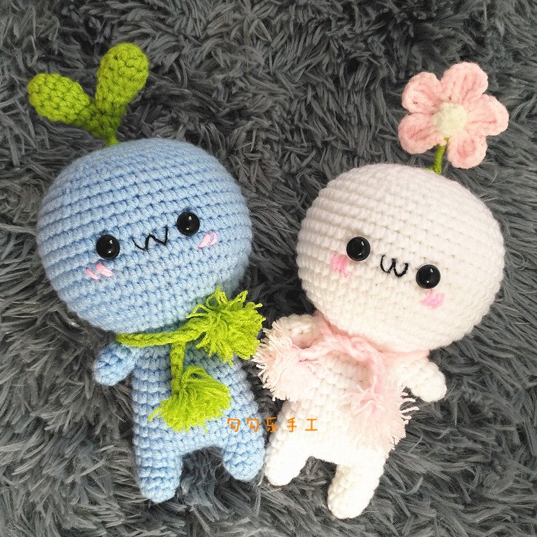 Handmade knitted wool doll doll boy doll material bag to make woven crochet wool line doll lovers