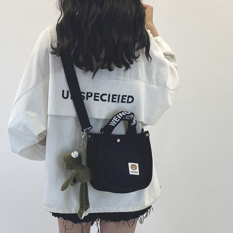 Canvas Bag Pack Woman 2022 New Tide Han Version Fashion Single Shoulder Handbag Girl 100 hitches Student Inclined Shoulder Bag