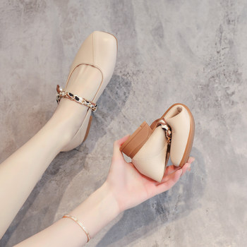Soft-soled, versatile beanie shoes sell 100,000 pairs offline