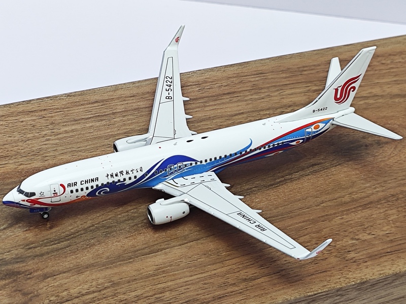 Hyjl China International Airlines 1:400 Boeing 737-800 Aircraft Model B-5422 Phoenix Livery