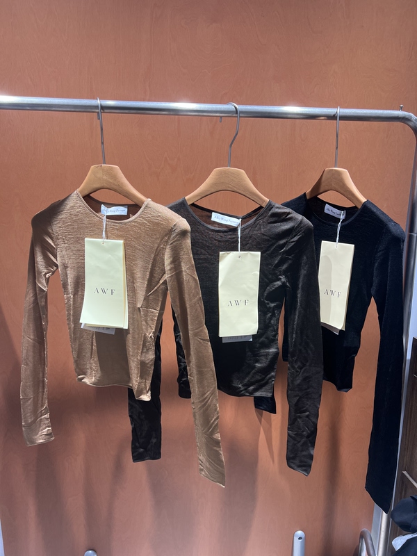 Special Offer, No Returns. Awf Imported Yarn, Thin Style, Exquisite Texture, Super Nice Quality, the Colors Are Not Just Plain Pretty Special Offer, No Returns. Awf Imported Yarn, Thin Style, Exquisite Texture, Super Nice Quality, the Colors Are Not Just Plain Pretty
