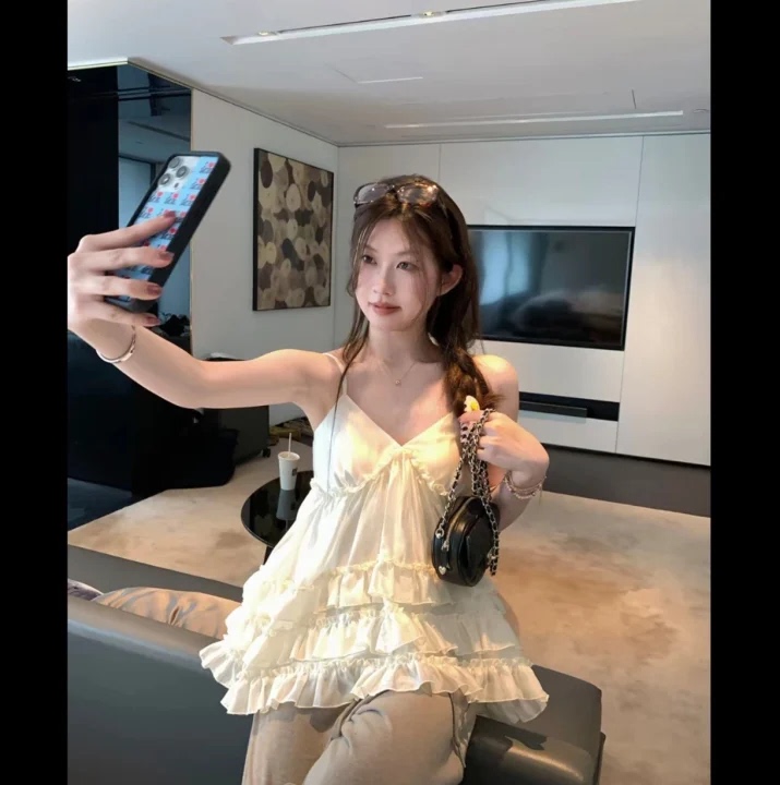 6.23 Huanhuan【Runaway Order Blacklist】L2793 Stylish and Versatile Top H608 6.23 Huanhuan【Runaway Order Blacklist】L2793 Stylish and Versatile Top H608