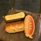 Милый японский вместительный и большой забавный пенал, хлеб