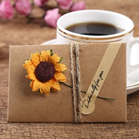 Маленький подносящий