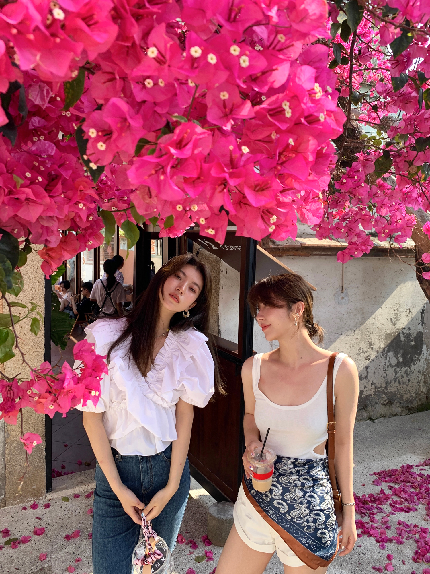 FFU shirt women's 2022 design sense niche French short tops small short sleeves ins tide QZ