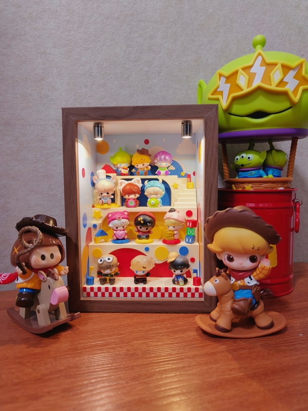 [Original] Dimmo Pixar Cute Blind Box Decoration Storage Box Desktop Essentials Dustproof Storage Gift