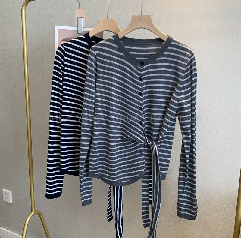 Designer-Style Striped Knit Sweater for Women, Long-Sleeve V-Neck, Waist-Cinching, Slimming, Versatile Top, New for Spring 2026