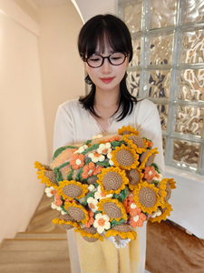 Sunflower and Rose Bouquet Blanket Finished Product New Year's Birthday Gift for Girls to Give to Best Friends Practical