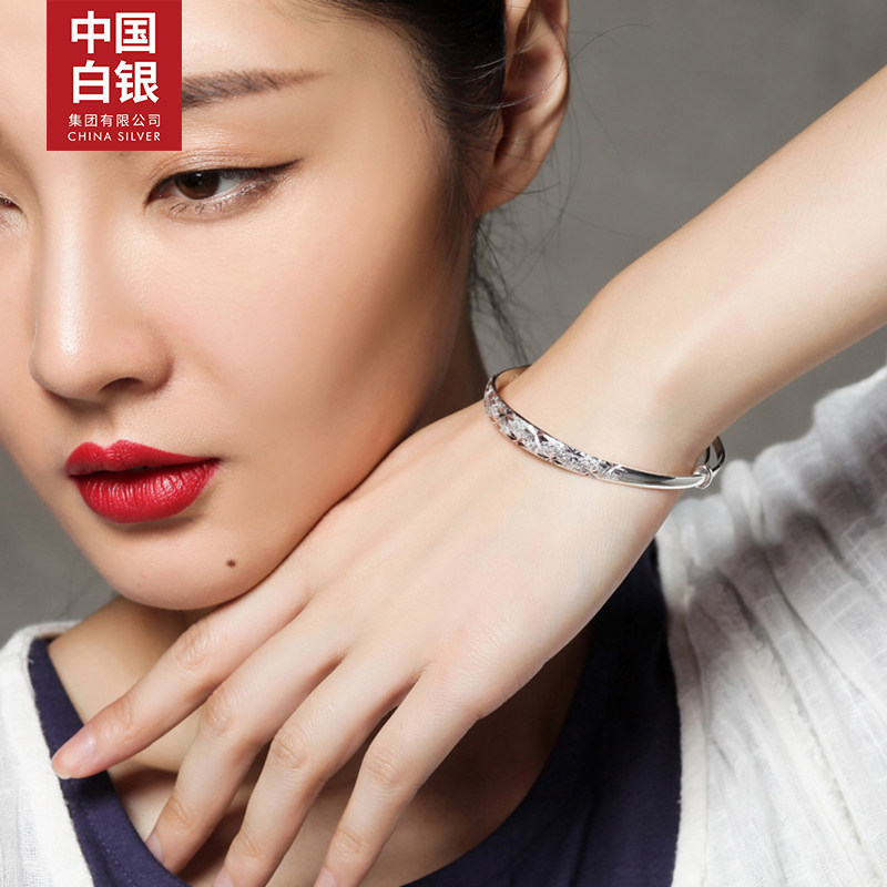 中国白银 999足银 开口满天星手镯 15克 天猫优惠券折后￥179包邮（￥439-260）送水晶吊坠红绳项链