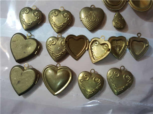 80s Heart-shaped Necklace Pendant Bronze Photo Clip-Taobao