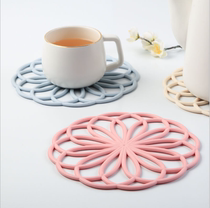 Hollow Silicone flower coaster kitchen insulation mat anti-scalding pot mat home creative non-slip bowl mat table mat vegetable mat