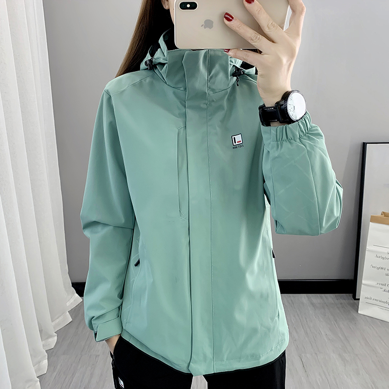 Outdoor jackets men's and women's fashion brand three-in-one removable plus velvet thickening windproof waterproof spring and autumn couple jacket