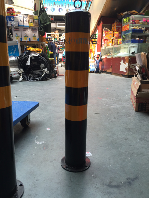 80cm thickening red and white bar steel pipe warning isolation pile column reflective fixed pile manufacturer direct sales