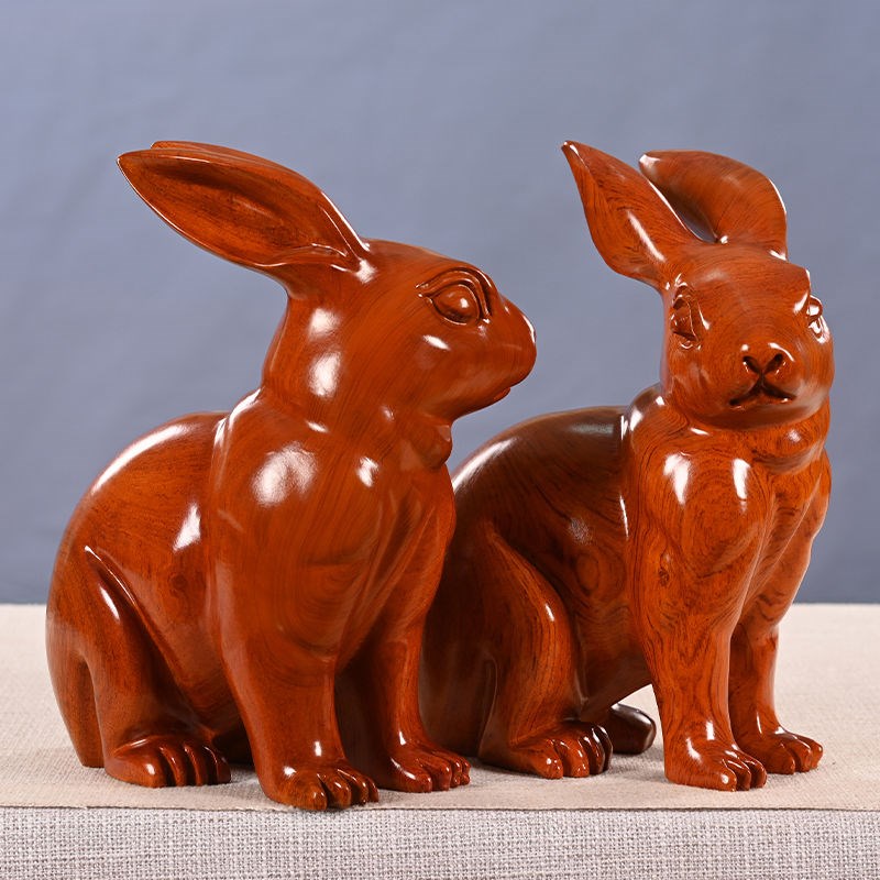 Rosewood wood carving rabbit ornaments wooden zodiac rabbit work atmosphere high-end mahogany living room Fengshui lucky rabbit decorations